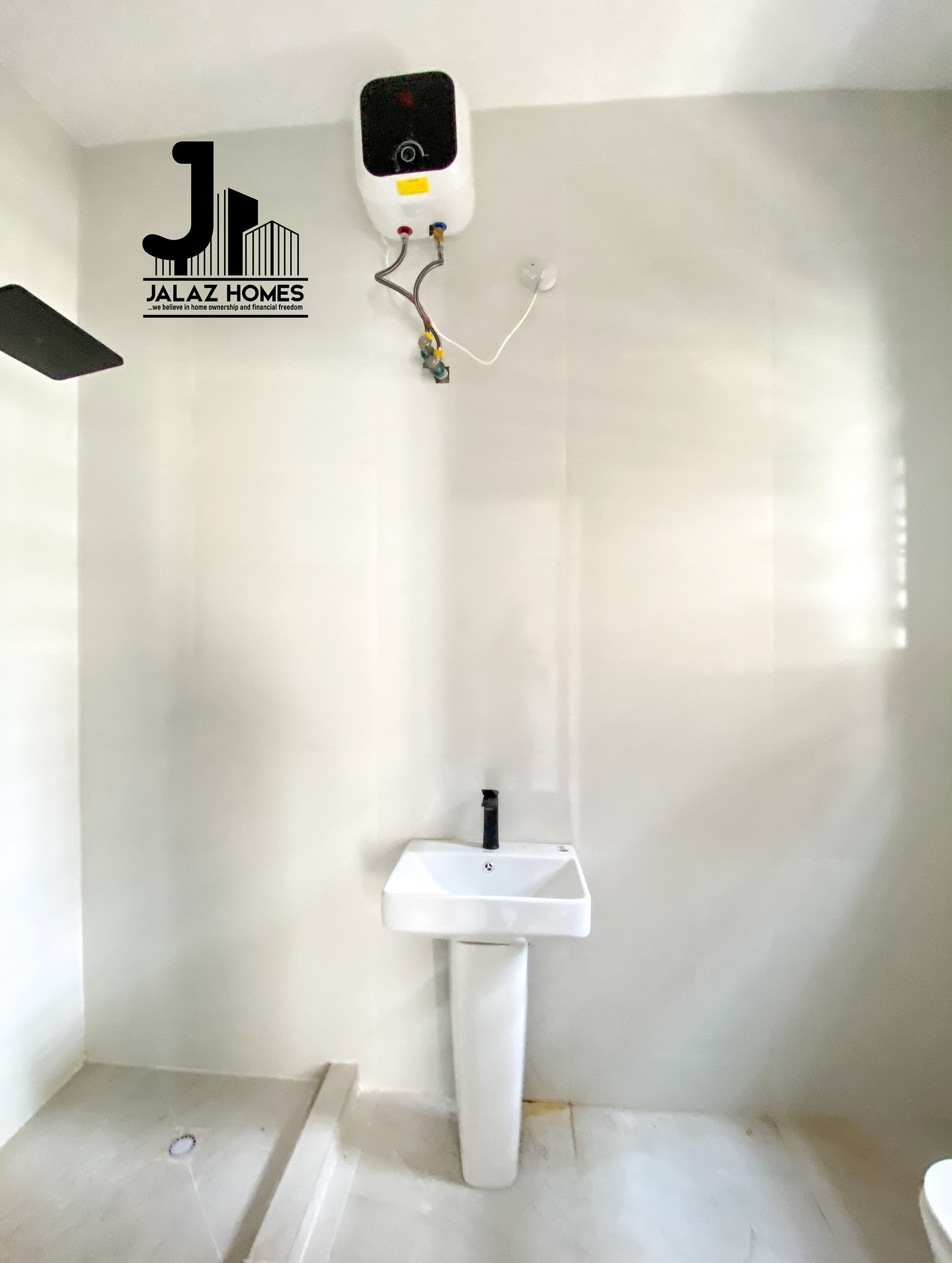 ins_link_DK2Ri0HNtqn_5
