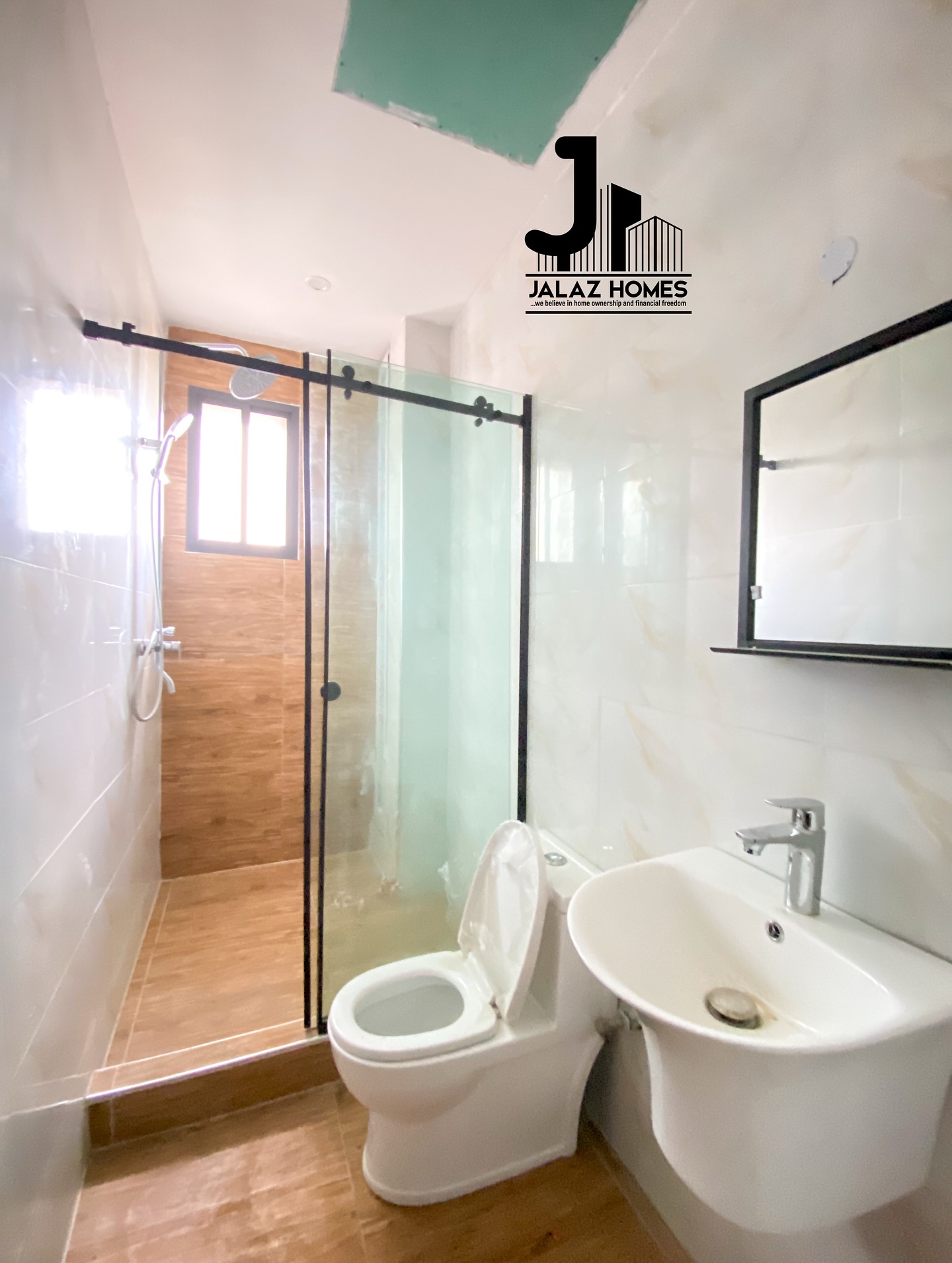 ins_link_DQCU15niI3P_8