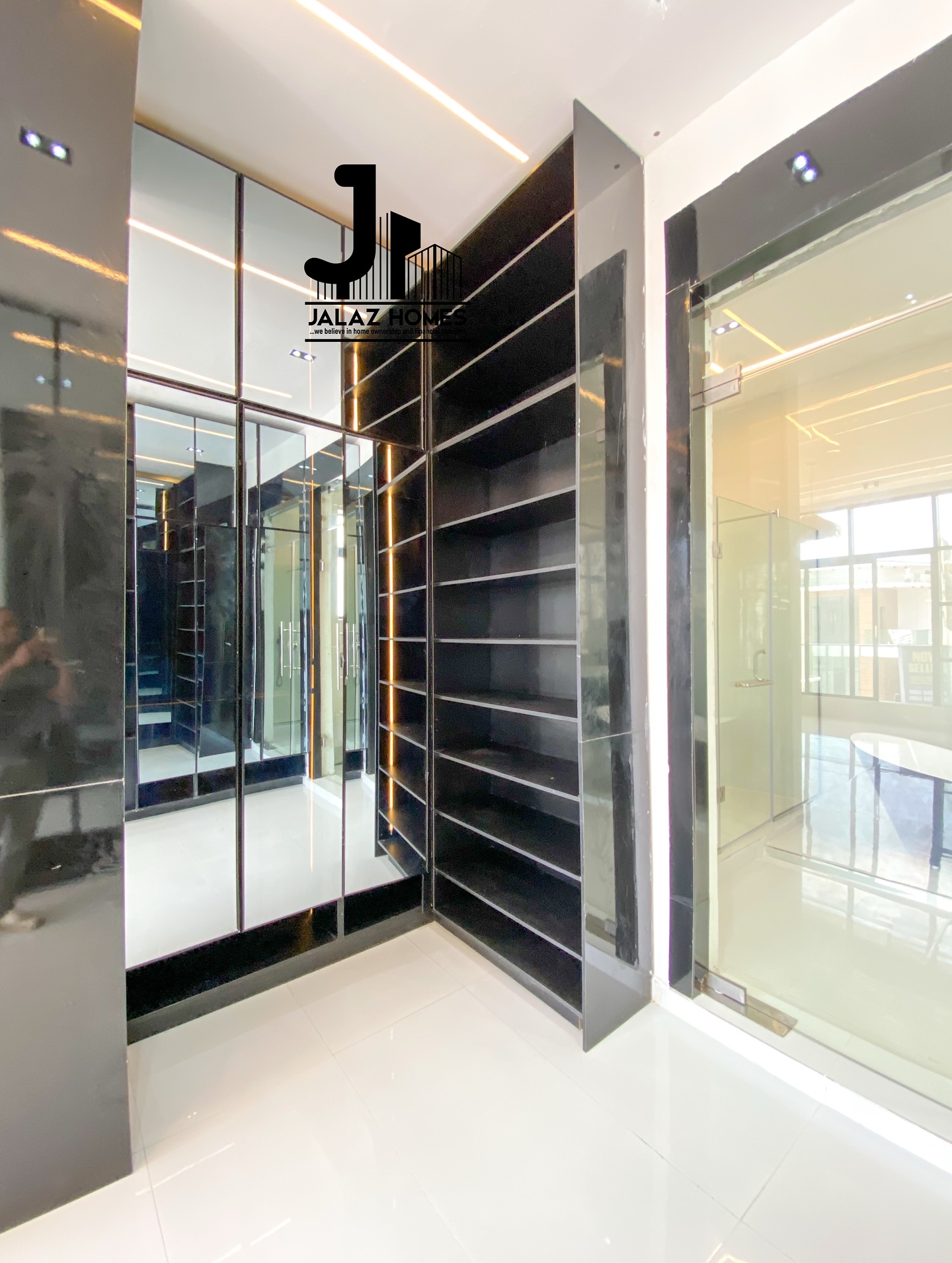 ins_link_DQmMxaFiPut_6